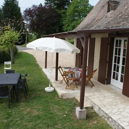 Holiday home Maison Familiale De Campagne Brantome